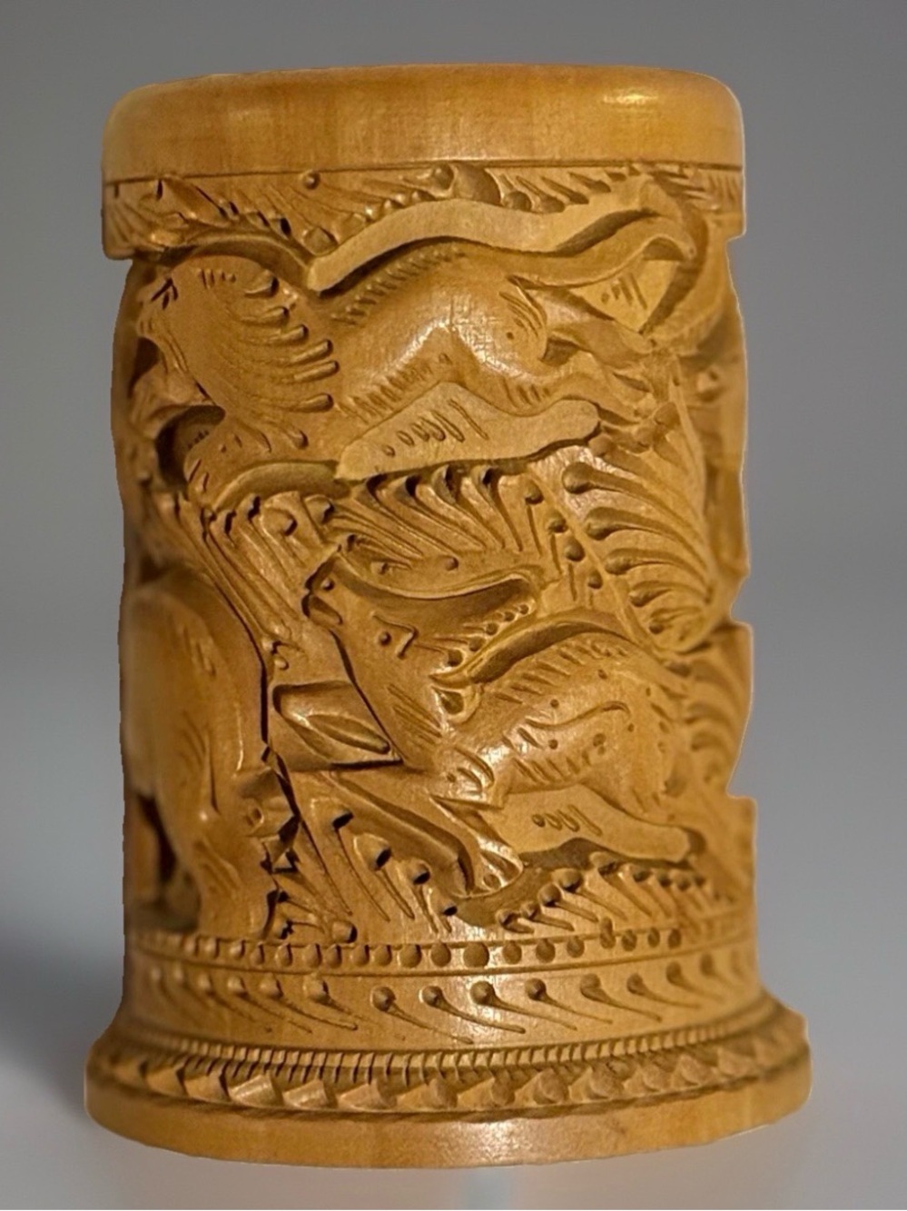 🌲 Vintage Hand-Carved Teak Wooden Pen Holder - Intricate Forest & Wildlife Scene